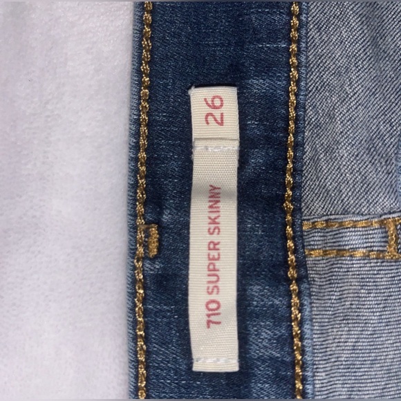 Levi’s Super Skinny Jeans - Picture 3 of 3